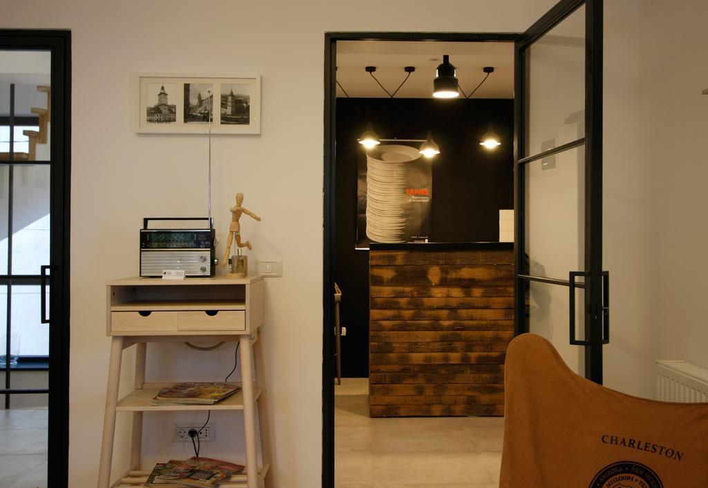 The Pines Boutique Villa Brasov Bagian luar foto