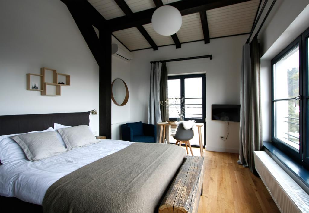 The Pines Boutique Villa Brasov Bagian luar foto