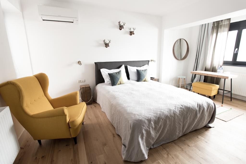 The Pines Boutique Villa Brasov Bagian luar foto