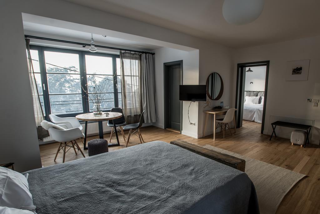 The Pines Boutique Villa Brasov Bagian luar foto
